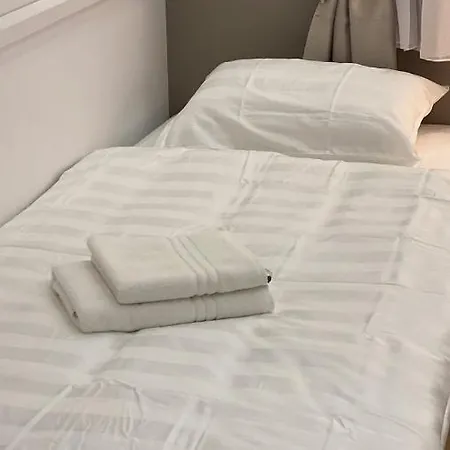 Gabrijel 1 * Makarská